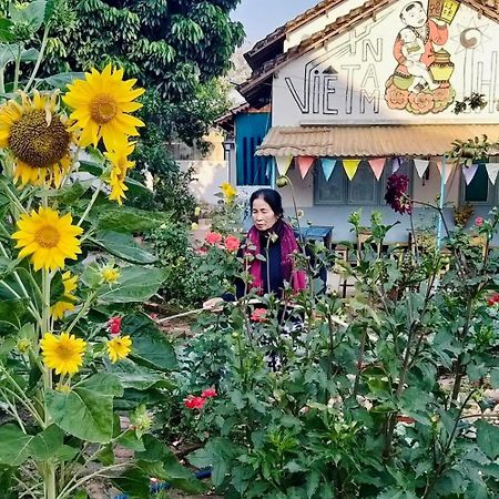 Vietnam Phuot Real Home Tỉnh Kontum Eksteriør bilde