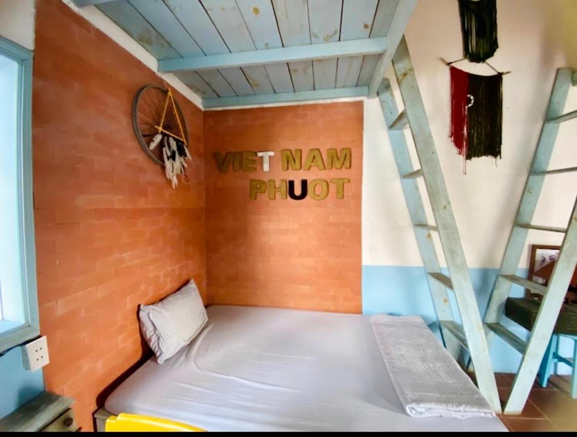 Vietnam Phuot Real Home Tỉnh Kontum Eksteriør bilde