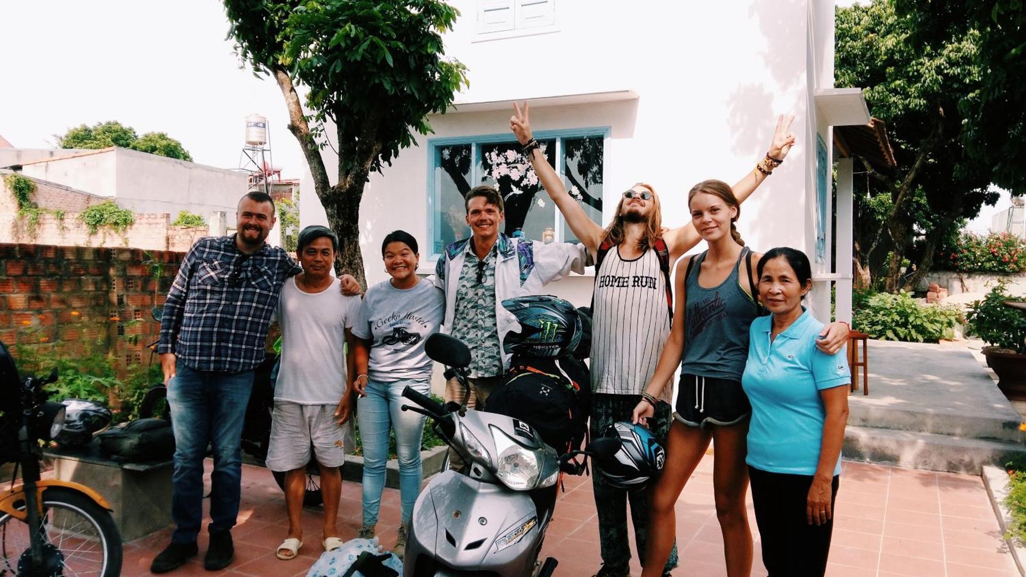 Vietnam Phuot Real Home Tỉnh Kontum Eksteriør bilde