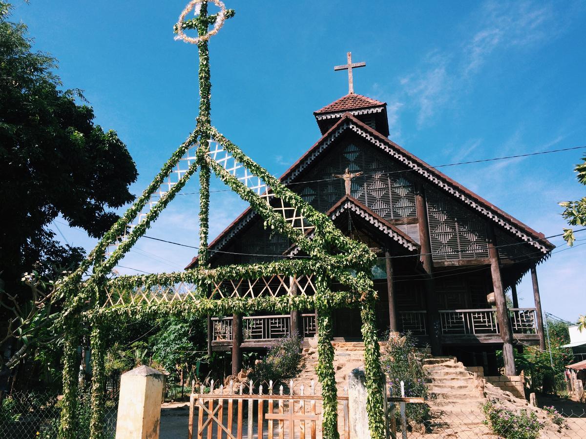 Vietnam Phuot Real Home Tỉnh Kontum Eksteriør bilde